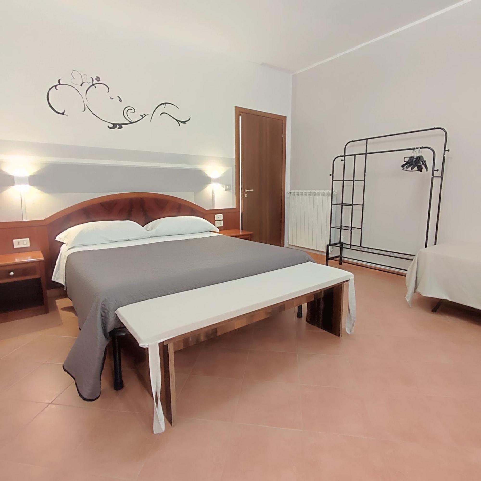 Ruggiero "Casa Vacanze" Валло-делла-Лукания Экстерьер фото
